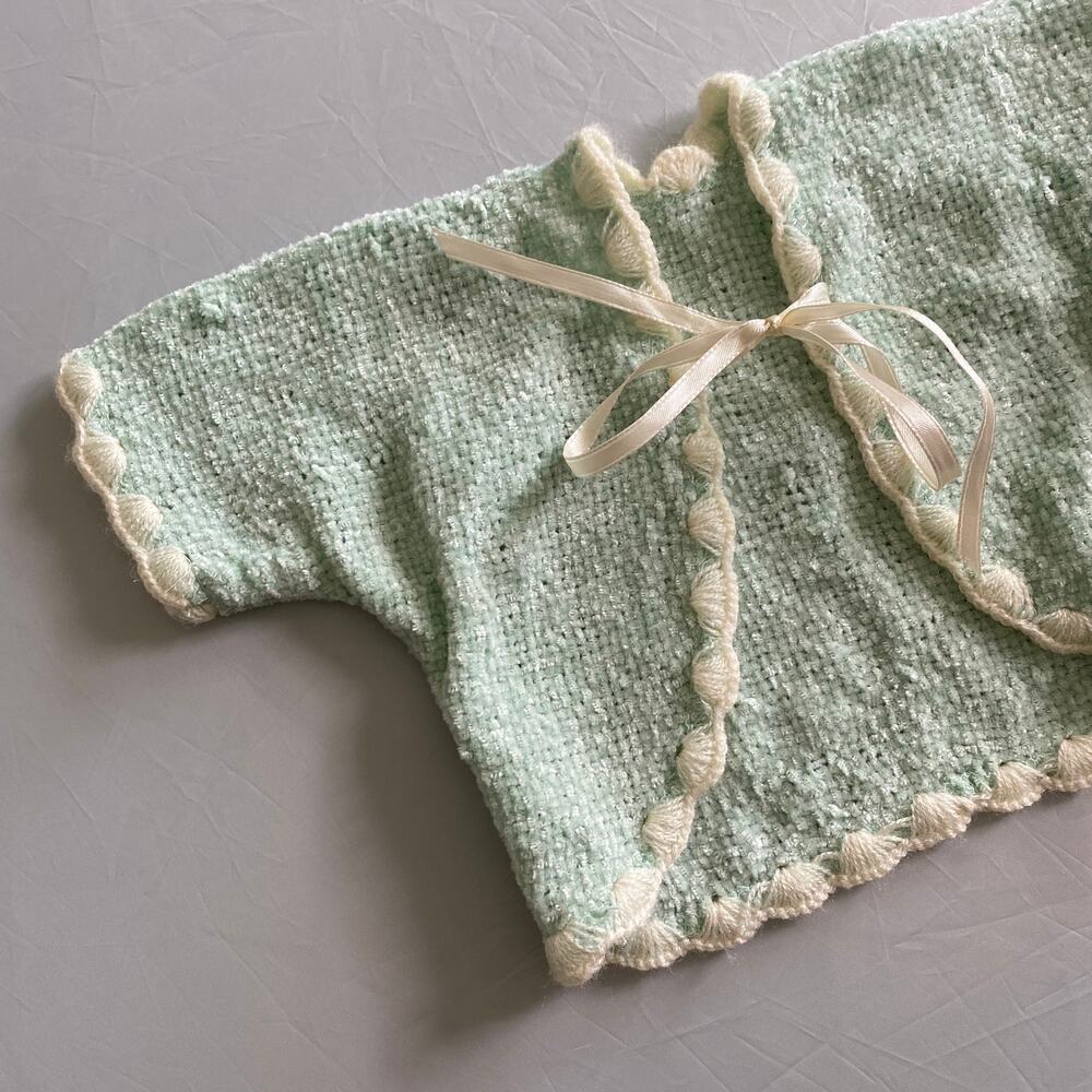 Vintage Soft Knit Scallop Trim Cardigan